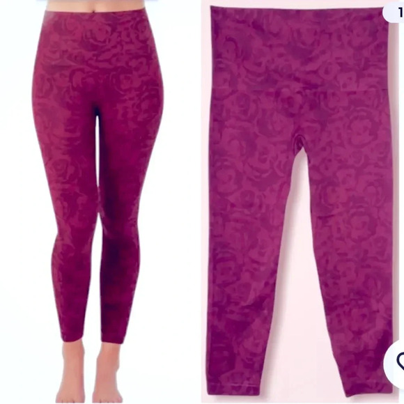 Spanx Cropped Seamless Leggings Women's Size XLarge Garnet Red Rose Shapewear - Picture 1 of 5